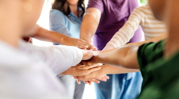 Stop Losing Deals to Indecision: Building Trust in B2B Buyer Decision Environments