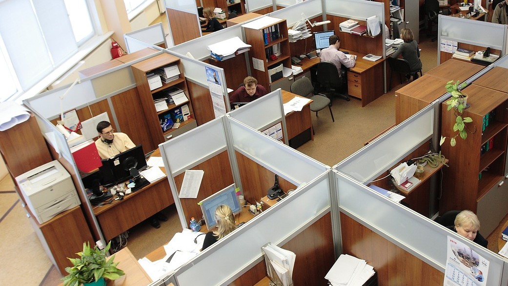 4 Ways Casual Work Environments Boost Employee Productivity | CustomerThink